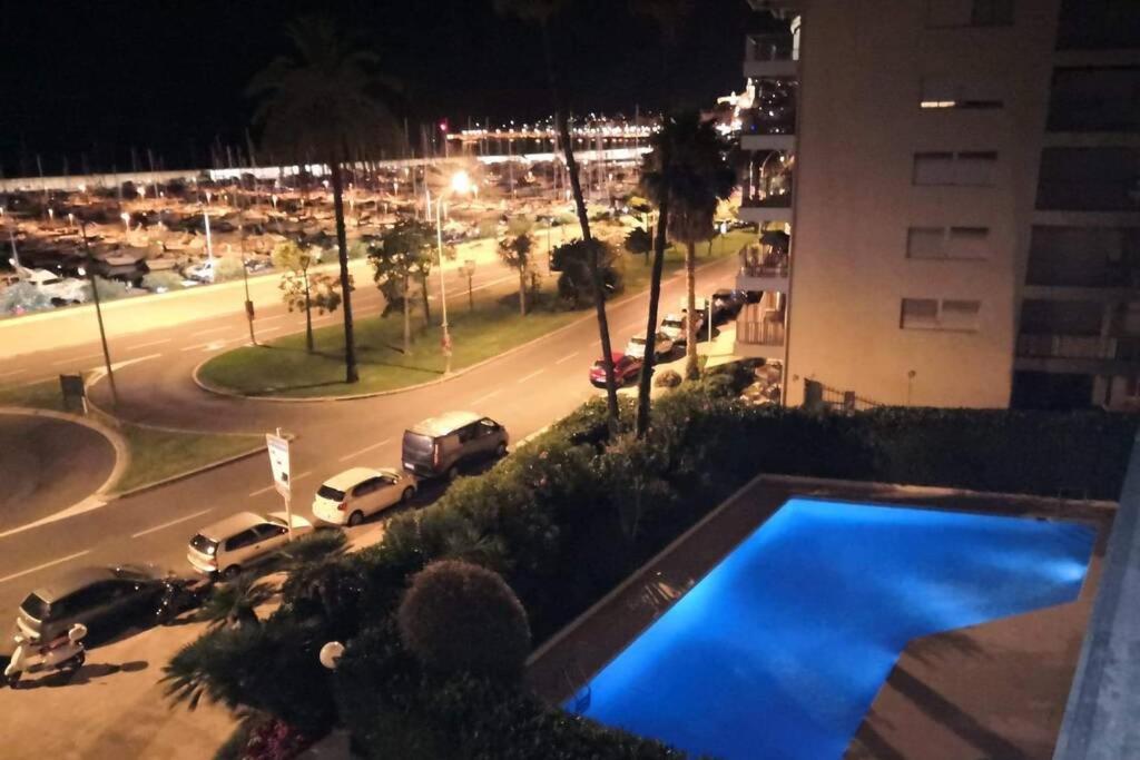 Vue Mer Port De Garavan Menton Exterior foto