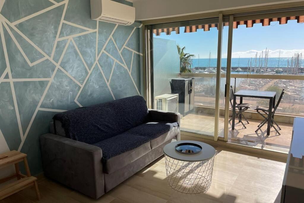 Vue Mer Port De Garavan Menton Exterior foto